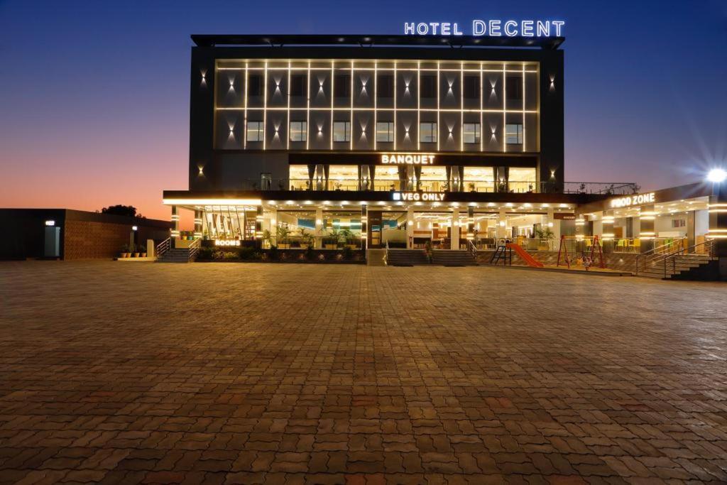 Hotel Decent Unjha 外观 照片