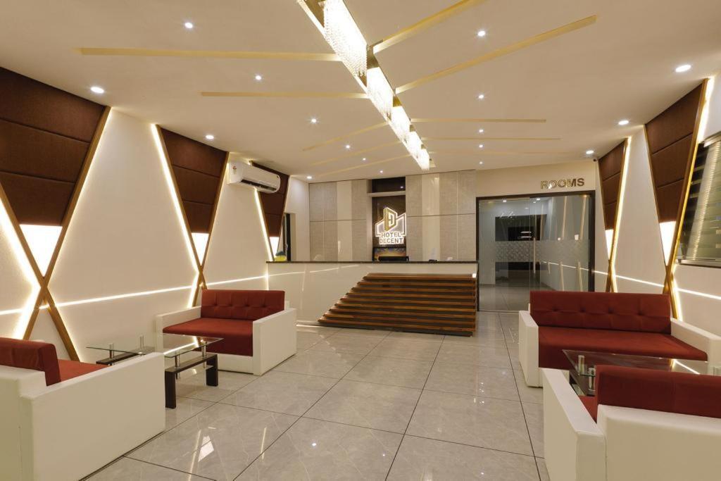 Hotel Decent Unjha 外观 照片